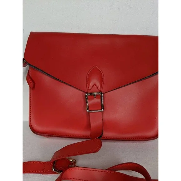 Elegant Red Women's Crossbody Bag - Picture 2 of 9